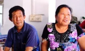 Người đàn ông 'từ trên trời rơi xuống' thay đổi cuộc đời ba mẹ con