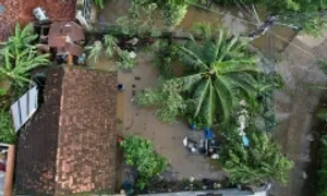 Nước biển tràn vào nhà dân Đăk Lăk