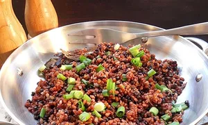 Người khỏe mạnh có nên ăn gạo lứt hàng ngày?