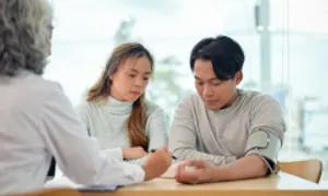 Phát hiện nhiều bệnh tình dục trước kết hôn