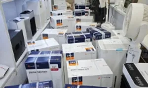 Máy hút ẩm 'cháy hàng' trái mùa